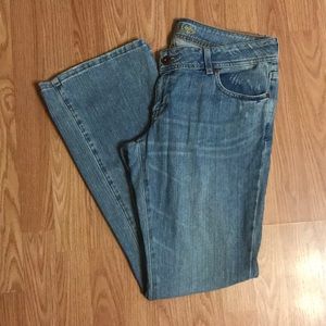 American Eagle Outfitters 